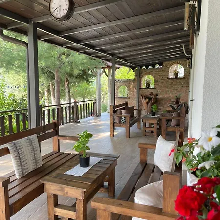 Penzion Forest House 3*