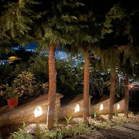 Forest House Berat