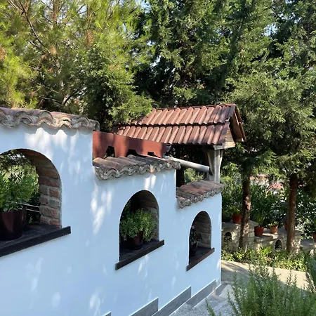 Penzion Forest House 3*