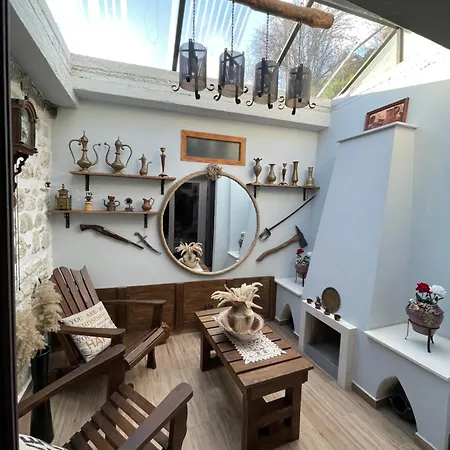 Forest House 3*
