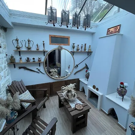 Πανσιόν Forest House