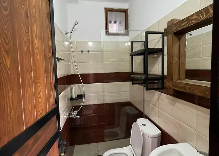 Forest House بيت ضيافة بيرات