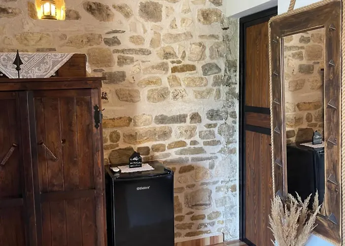 Forest House بيت ضيافة بيرات