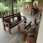 Forest House Konukevi