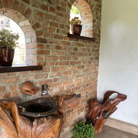 Forest House 3*