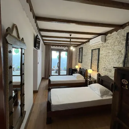 Forest House Casa de hóspedes 3*