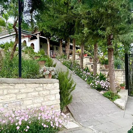 Forest House Berat